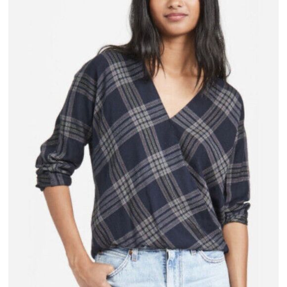 Vince Navy & White Plaid V-Neck Long Sleeve Side Snap Wrap Blouse Women's Medium - Picture 1 of 11